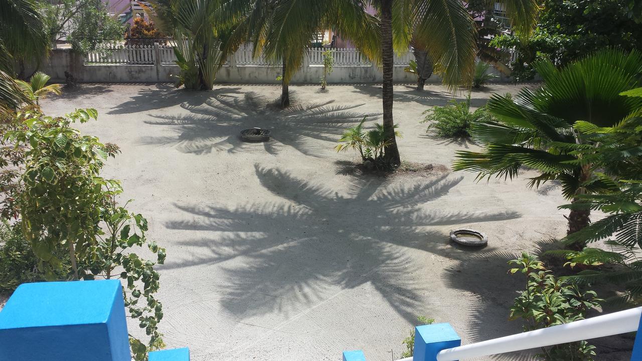 Jaguar Morning Star Hotel Caye Corker Buitenkant foto